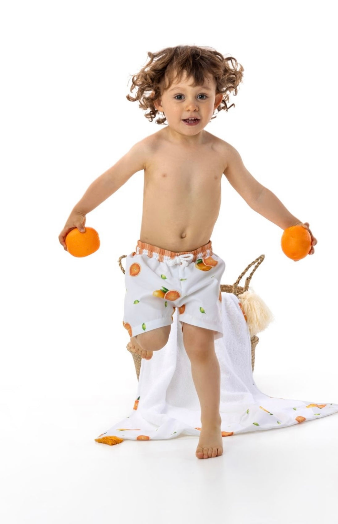 Meia Pata orange boys shorts